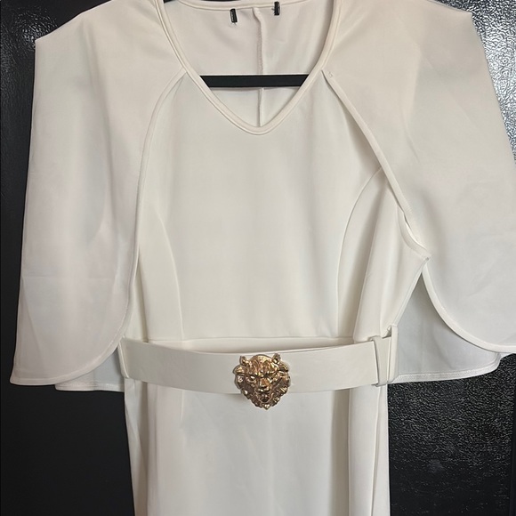 Women’s Dress - Picture 4 of 7